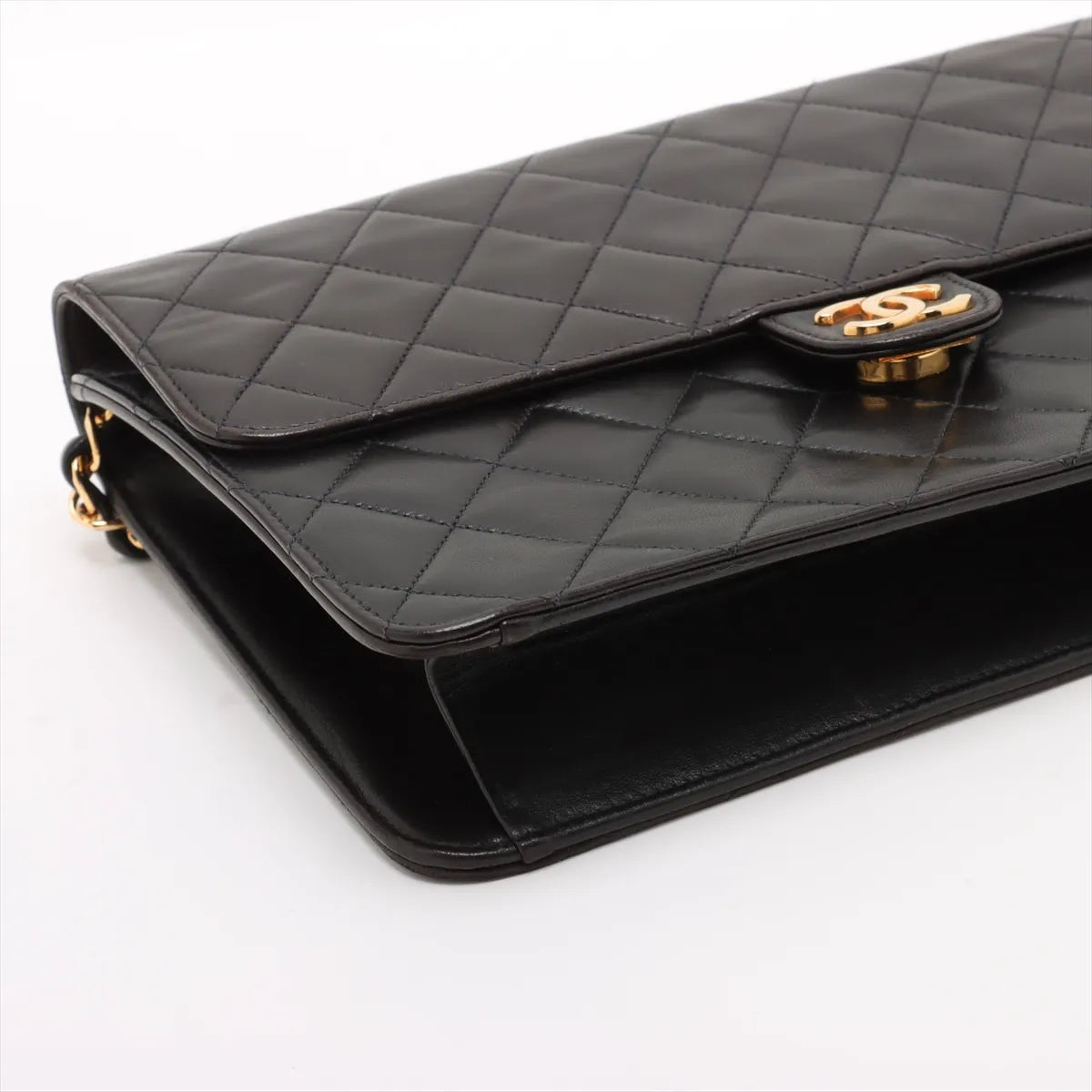 Chanel CC Logo Matelasse Lambskin Chain Shoulder Bag Black