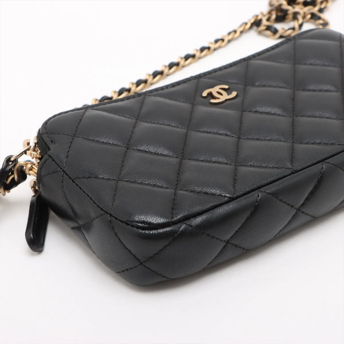 Chanel CC Logo Matelasse Lambskin Wallet on Chain Black