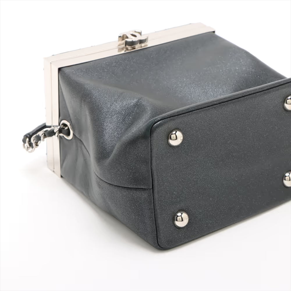 Chanel CC Logo Matelassé Leather Vanity Shoulder Bag Black
