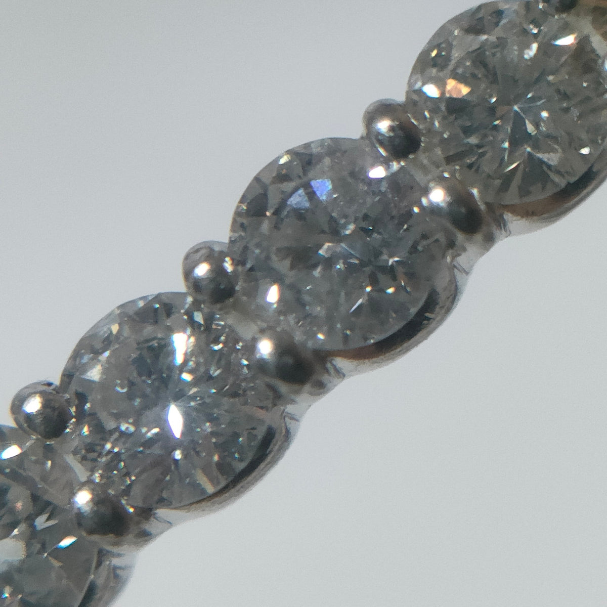 Pt900 Platinum 1.00 ct Diamond Bar Pendant — detail 5