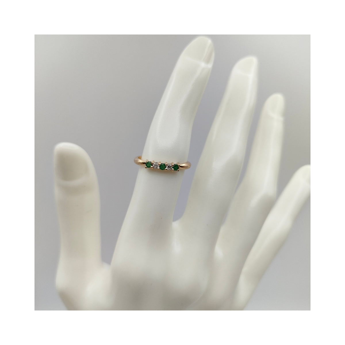 10K Yellow Gold Emerald & Diamond Ring — JPN 10 — detail 3