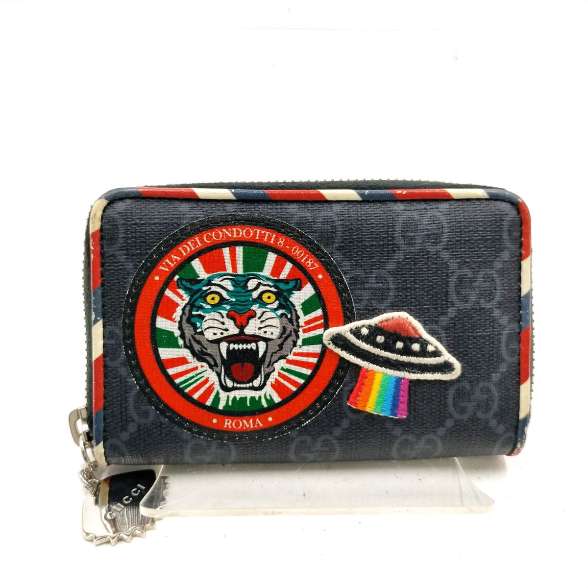 Gucci GG Supreme Tiger Patch Zip Coin Wallet — product view