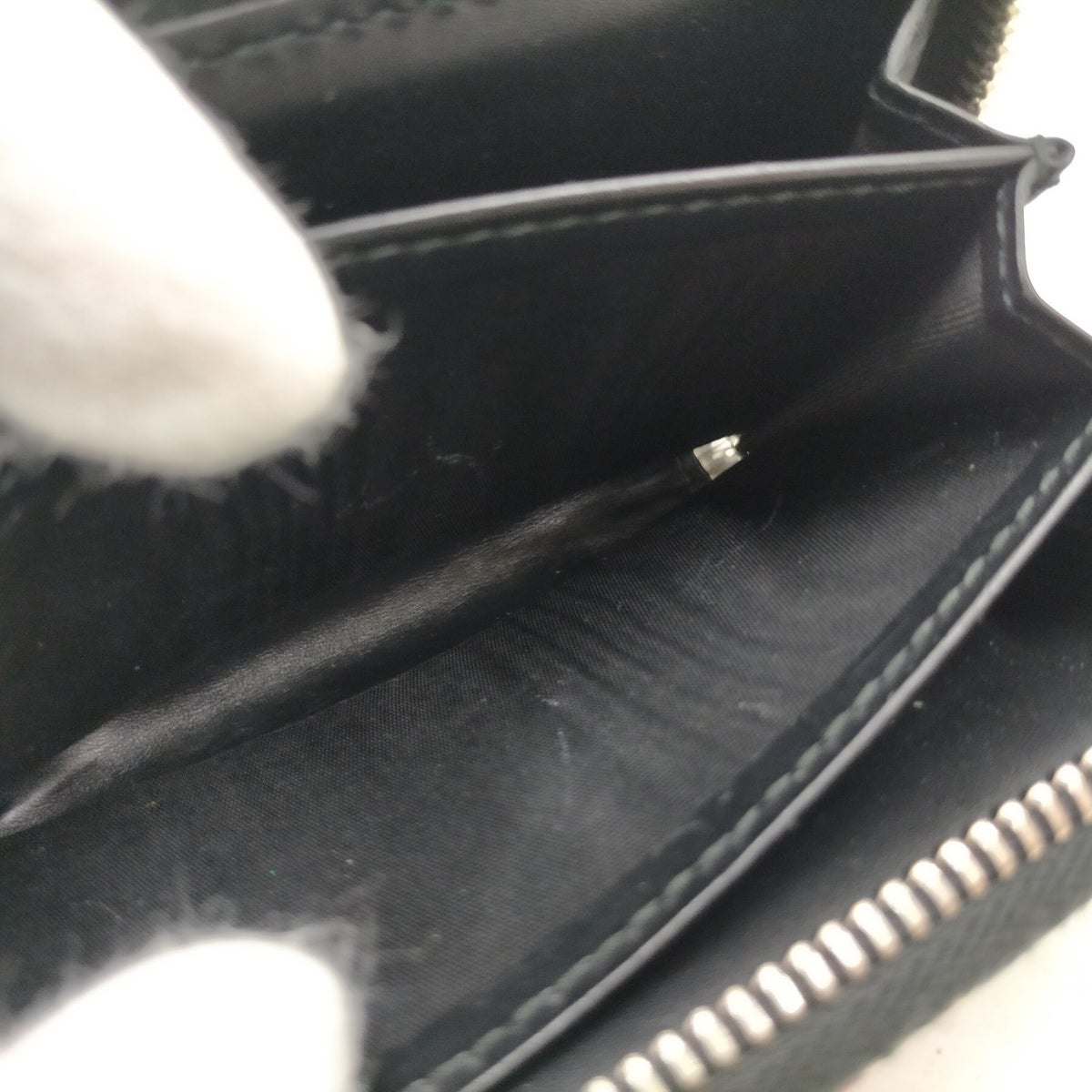 Gucci GG Supreme Tiger Patch Zip Coin Wallet — detail 5