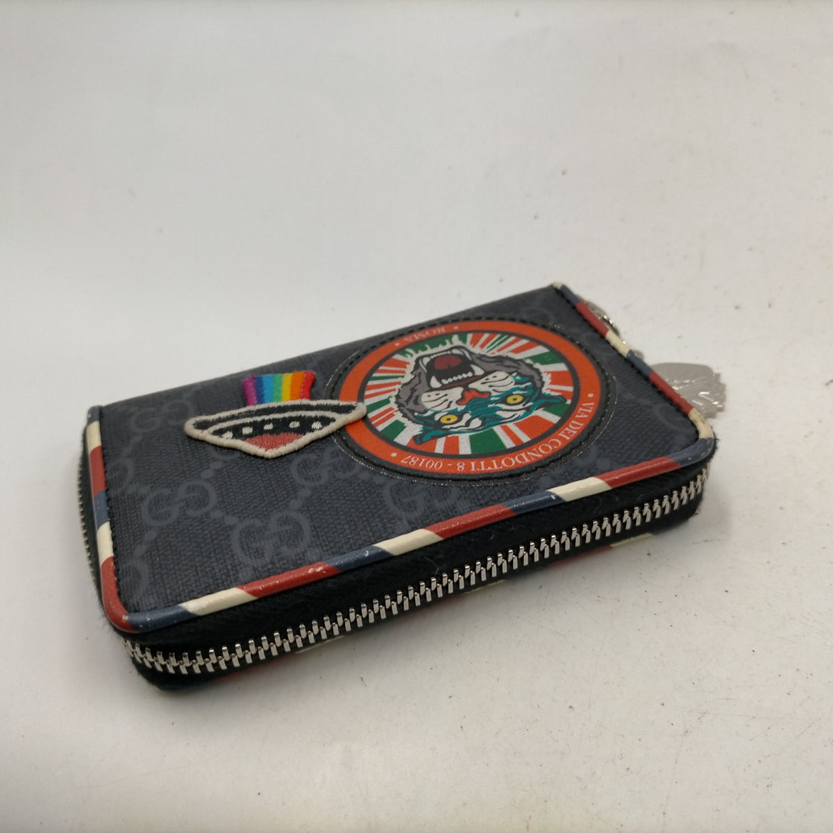 Gucci GG Supreme Tiger Patch Zip Coin Wallet — detail 7