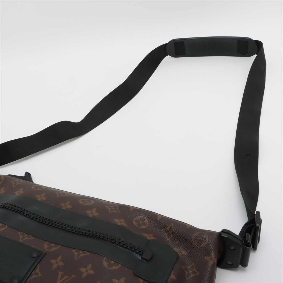 Louis Vuitton Monogram Waterproof Voyage Messenger Bag