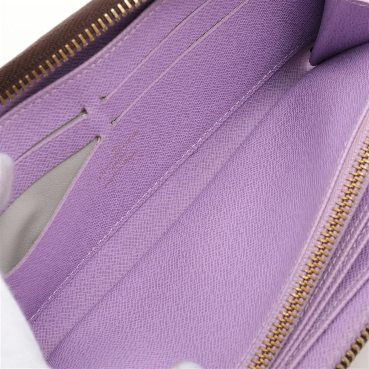 Louis Vuitton Illustre Damier Ebene Zippy Wallet