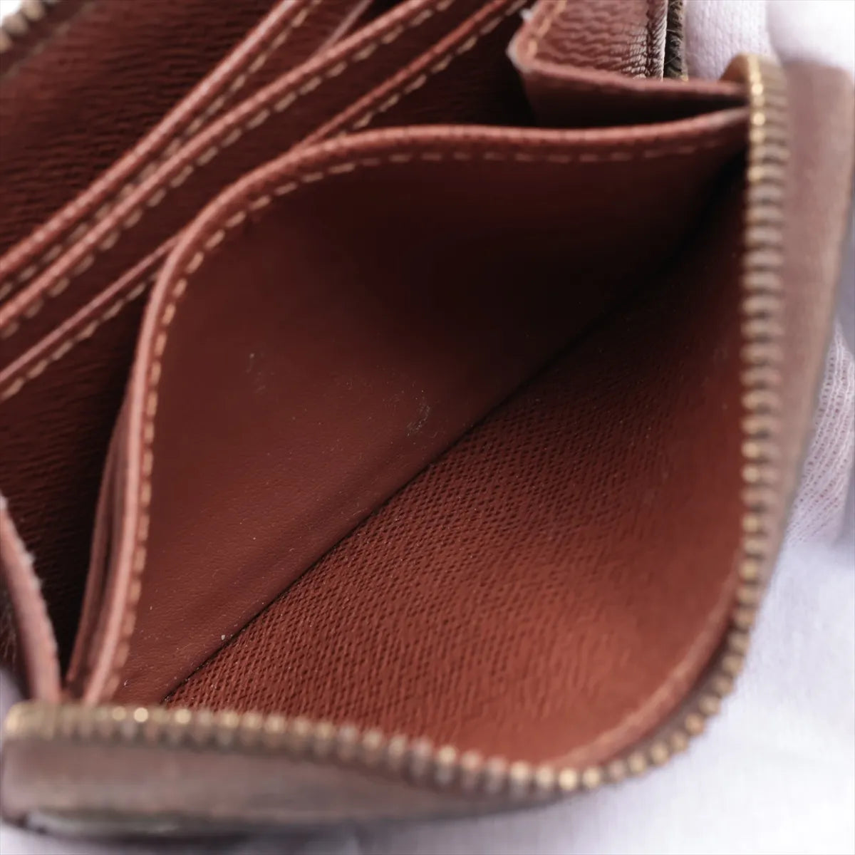 Louis Vuitton Monogram Zippy Coin Purse