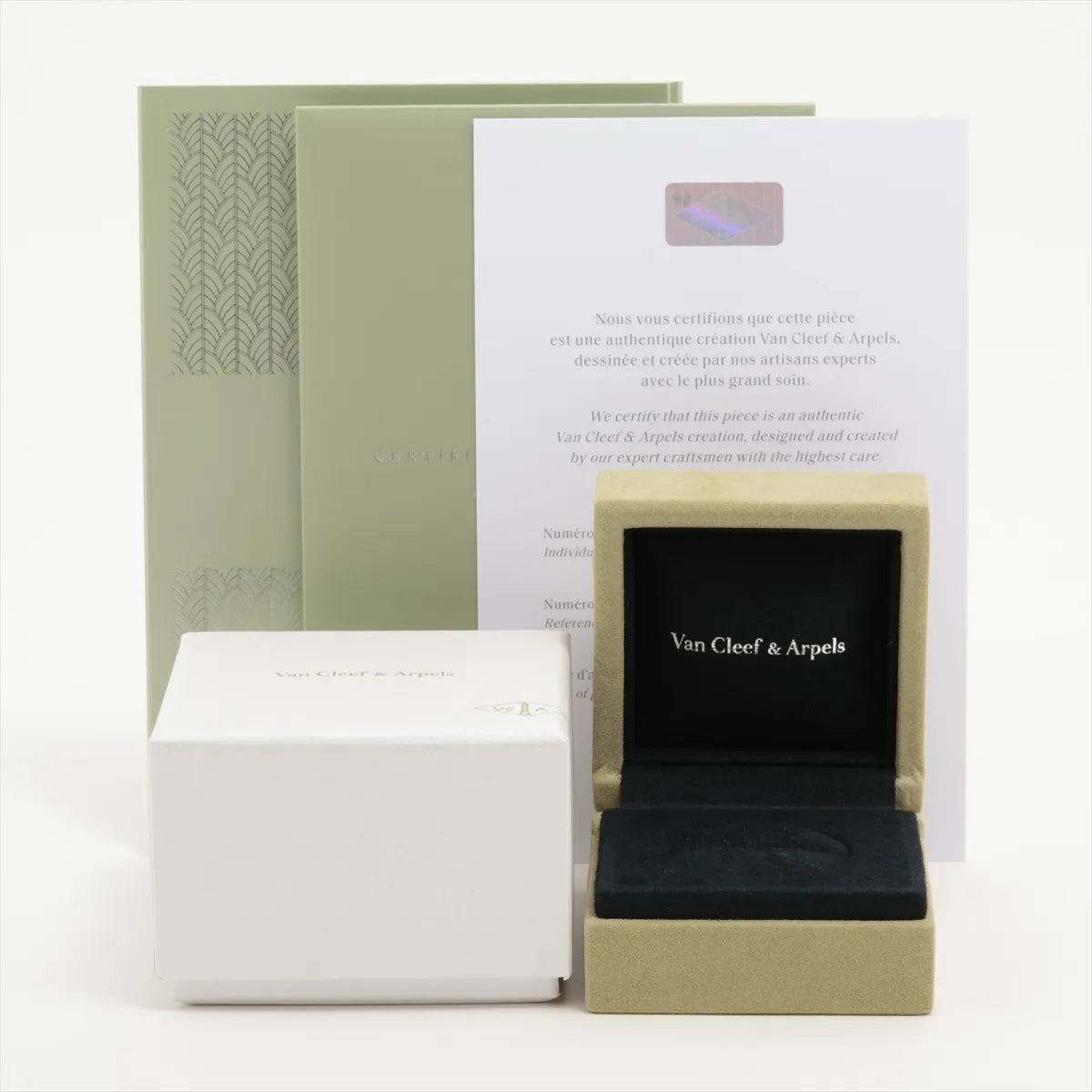 Van Cleef & Arpels Perlee Ring Yellow Gold