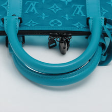 Load image into Gallery viewer, Top Louis Vuitton Keepall Ultra Limited Edition Triangle Monogram Mesh 50 Turquoise