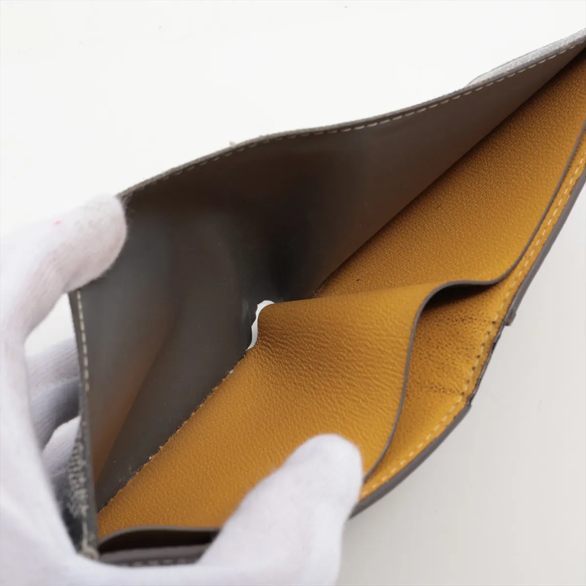 Goyard Herringbone Victoire Compact Wallet Light Grey