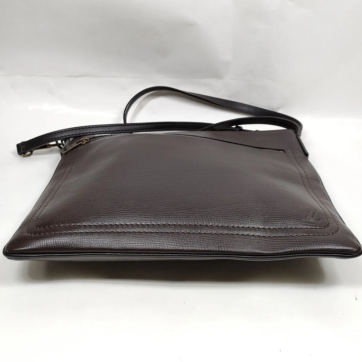 Louis Vuitton Utah Sac Plat Leather Crossbody Bag Brown