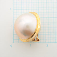 Load image into Gallery viewer, Top Mabe Round Pearl Clip-on Earings