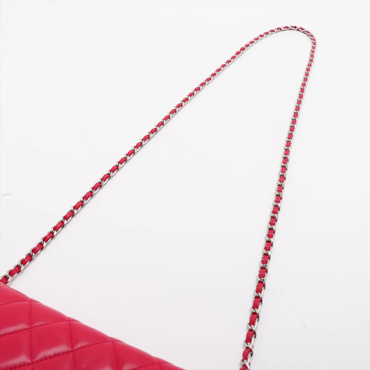 Chanel CC Logo Matelasse Lambskin Chain Wallet Bag Red