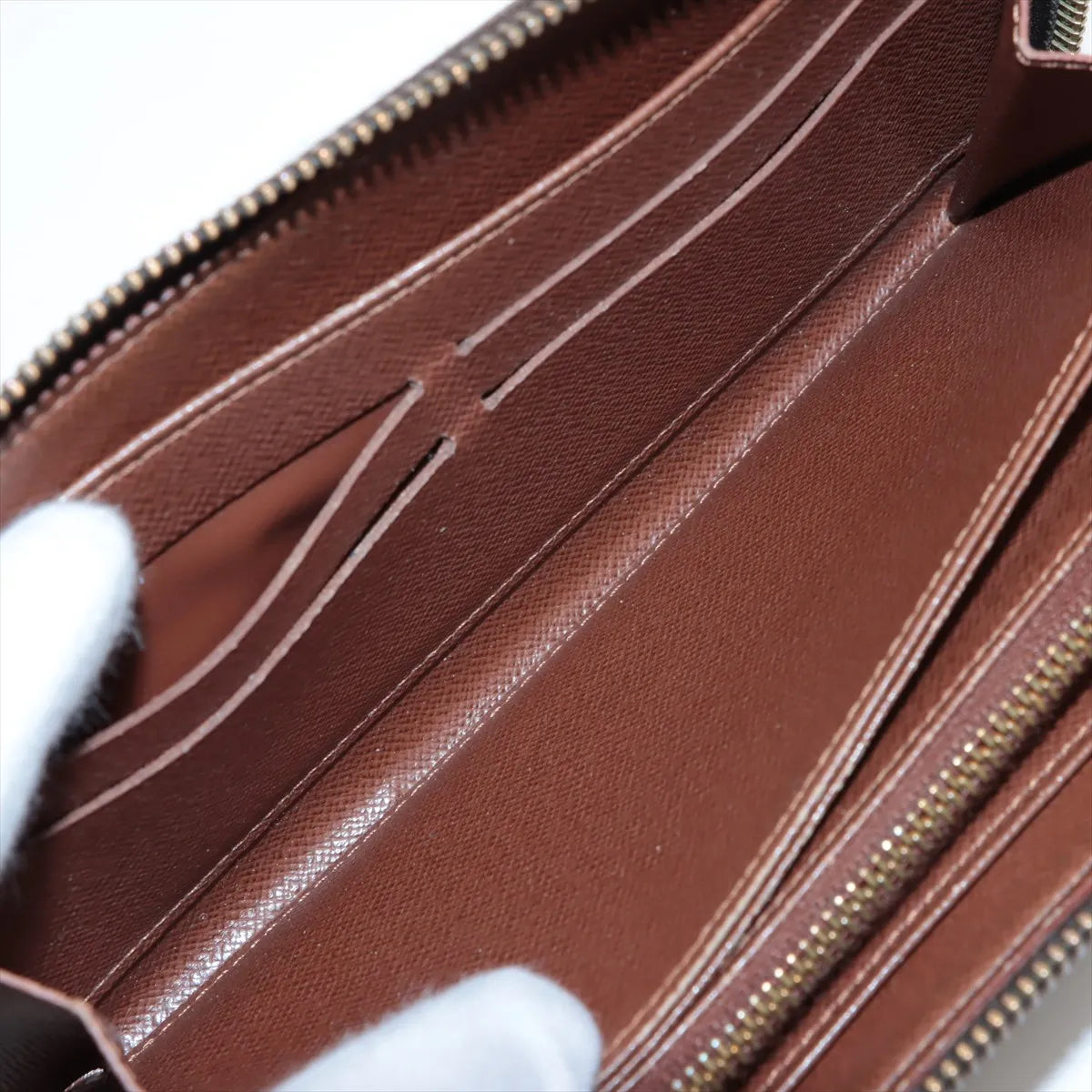 Louis Vuitton Monogram Zippy Wallet