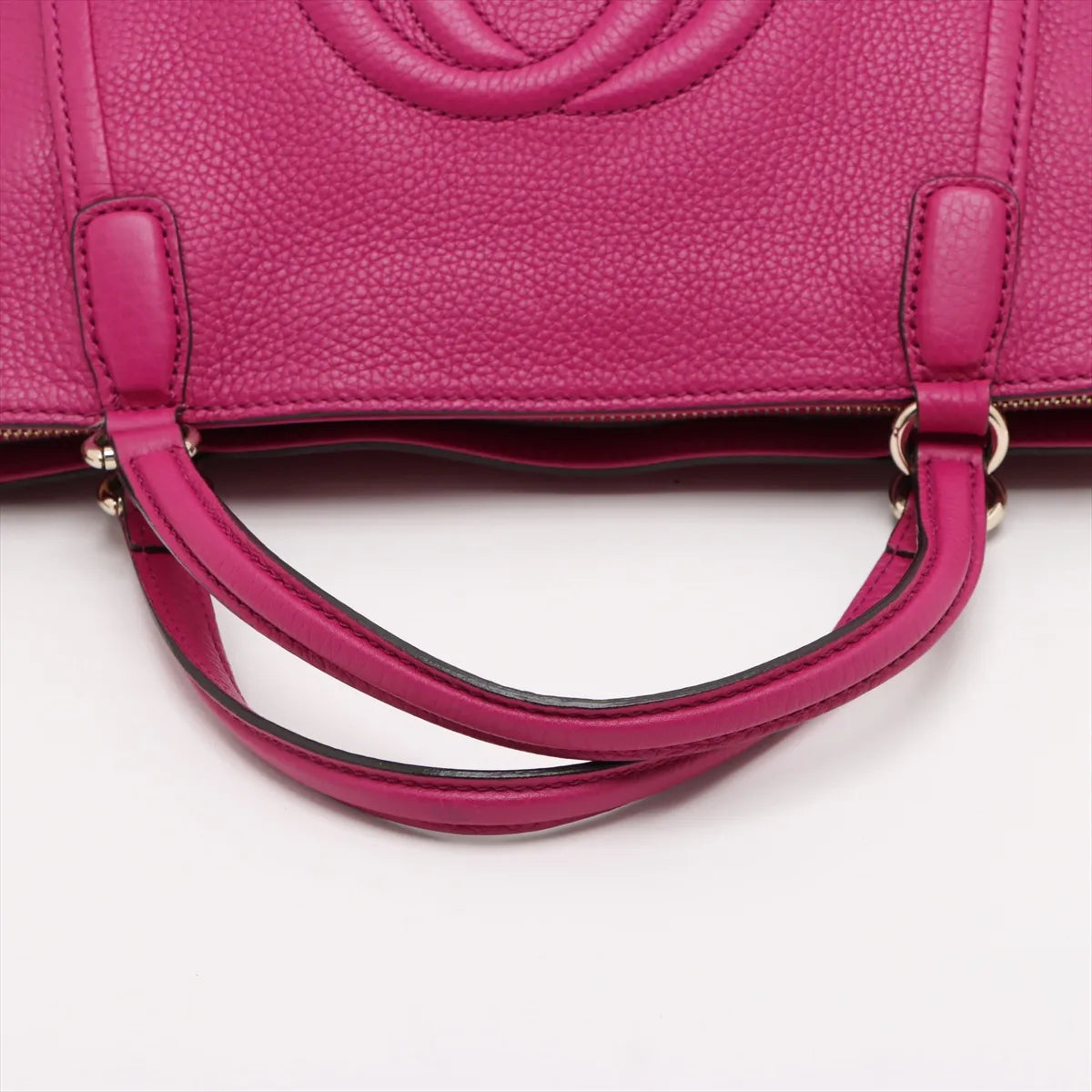 Gucci Soho Leather Two-Way Handbag Pink