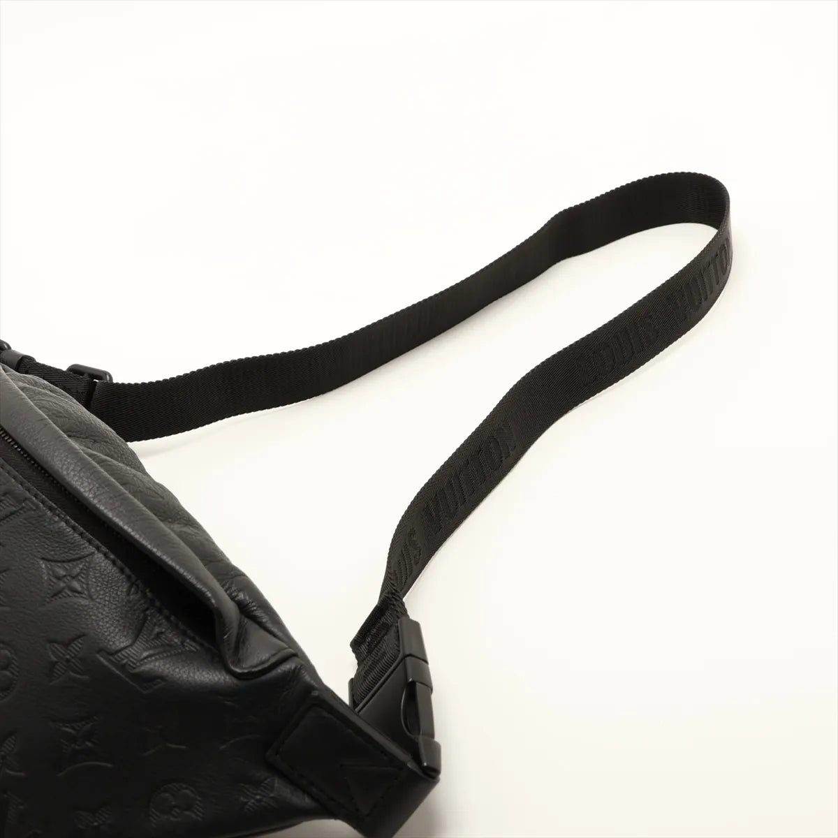 Louis Vuitton Monogram Shadow Discovery Bumbag PM