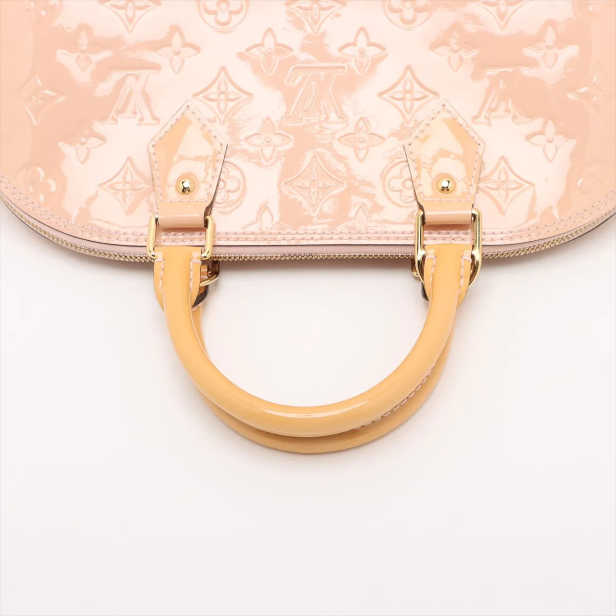 Louis Vuitton Vernis Alma PM Beige