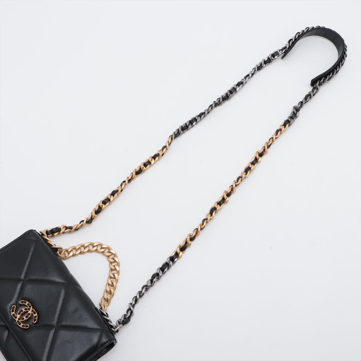 Chanel 19 Lambskin Wallet On Chain Black