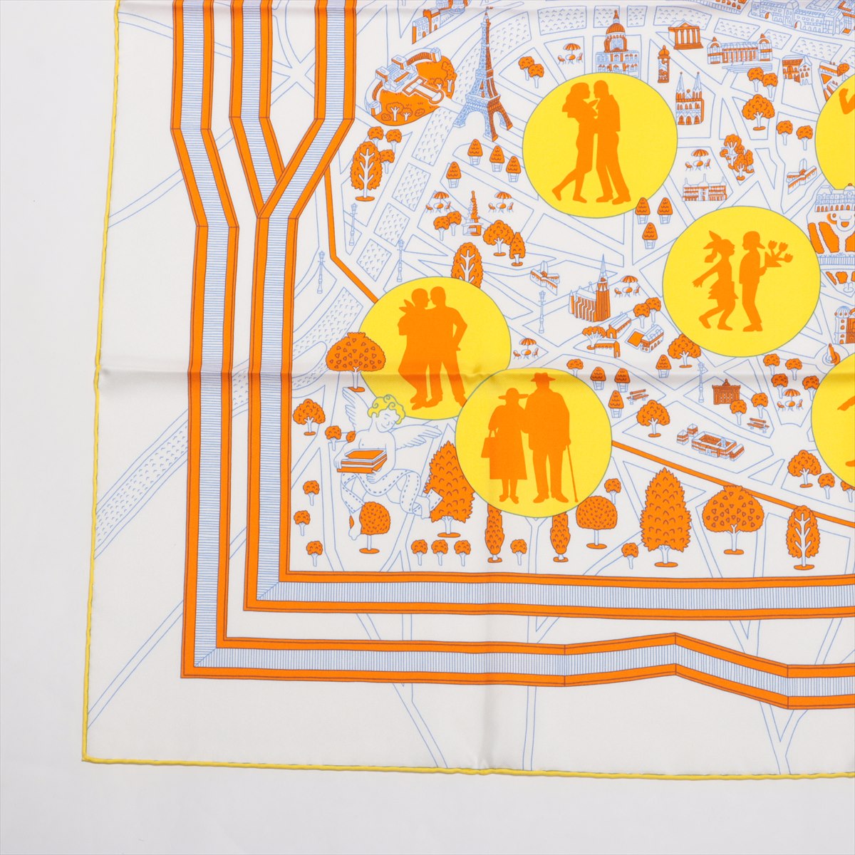 Hermès  Les Nouveaux Amoureux de Paris Scarf