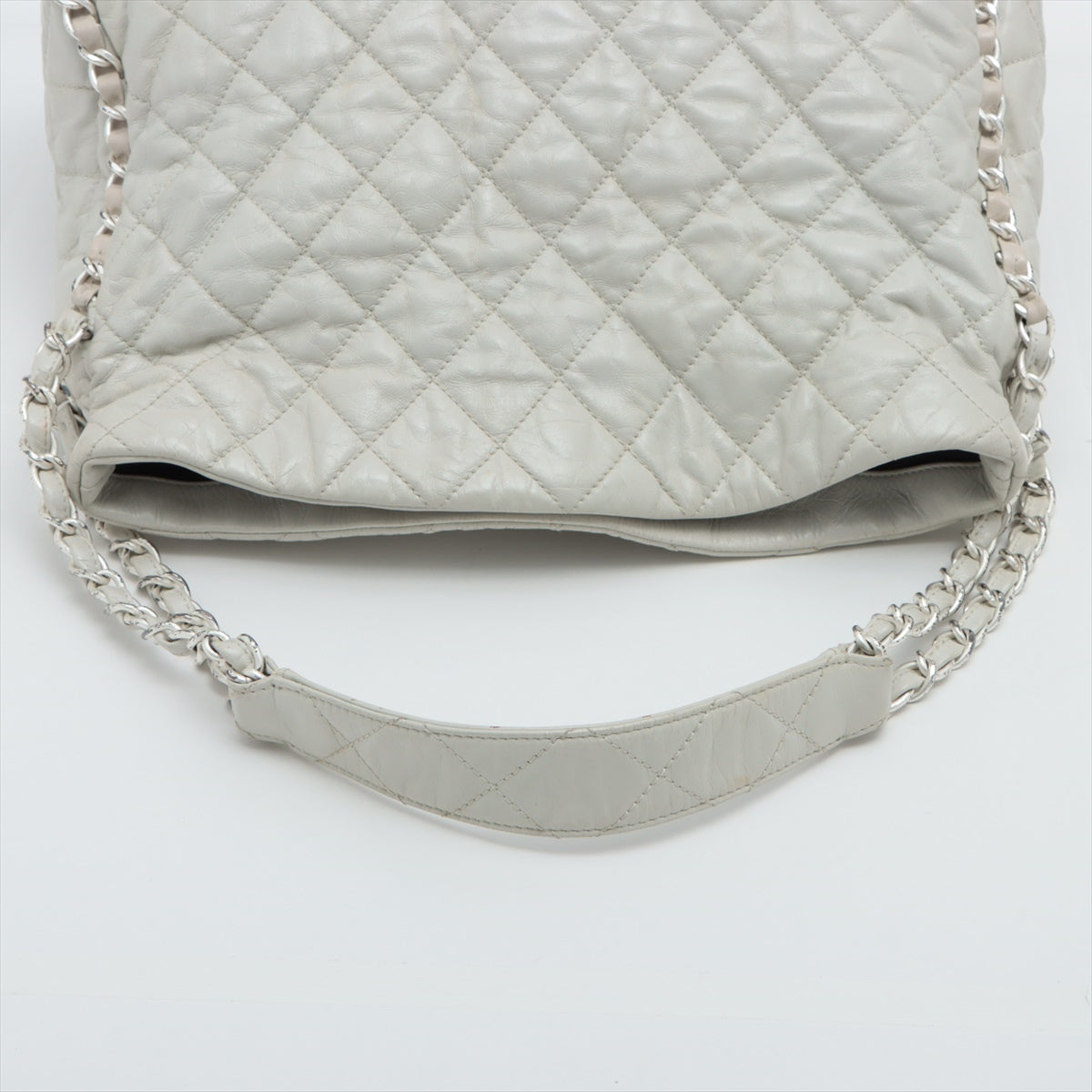 Chanel Matelasse Leather Chain  Hobo Shoulder Bag White