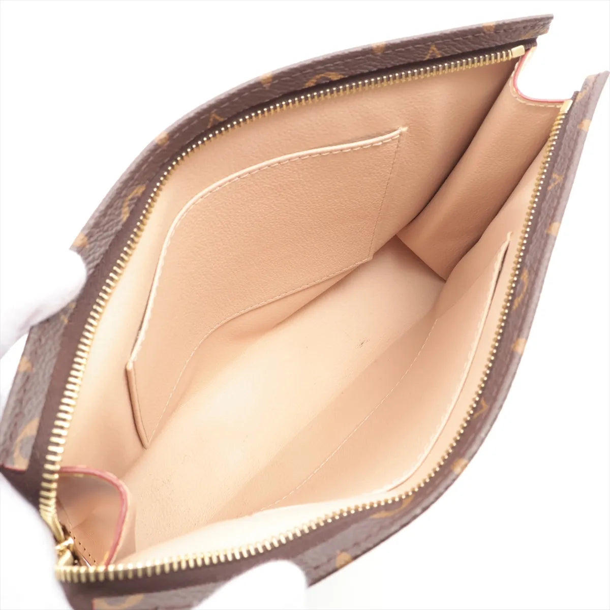 Louis Vuitton Monogram Poche Toilette 26