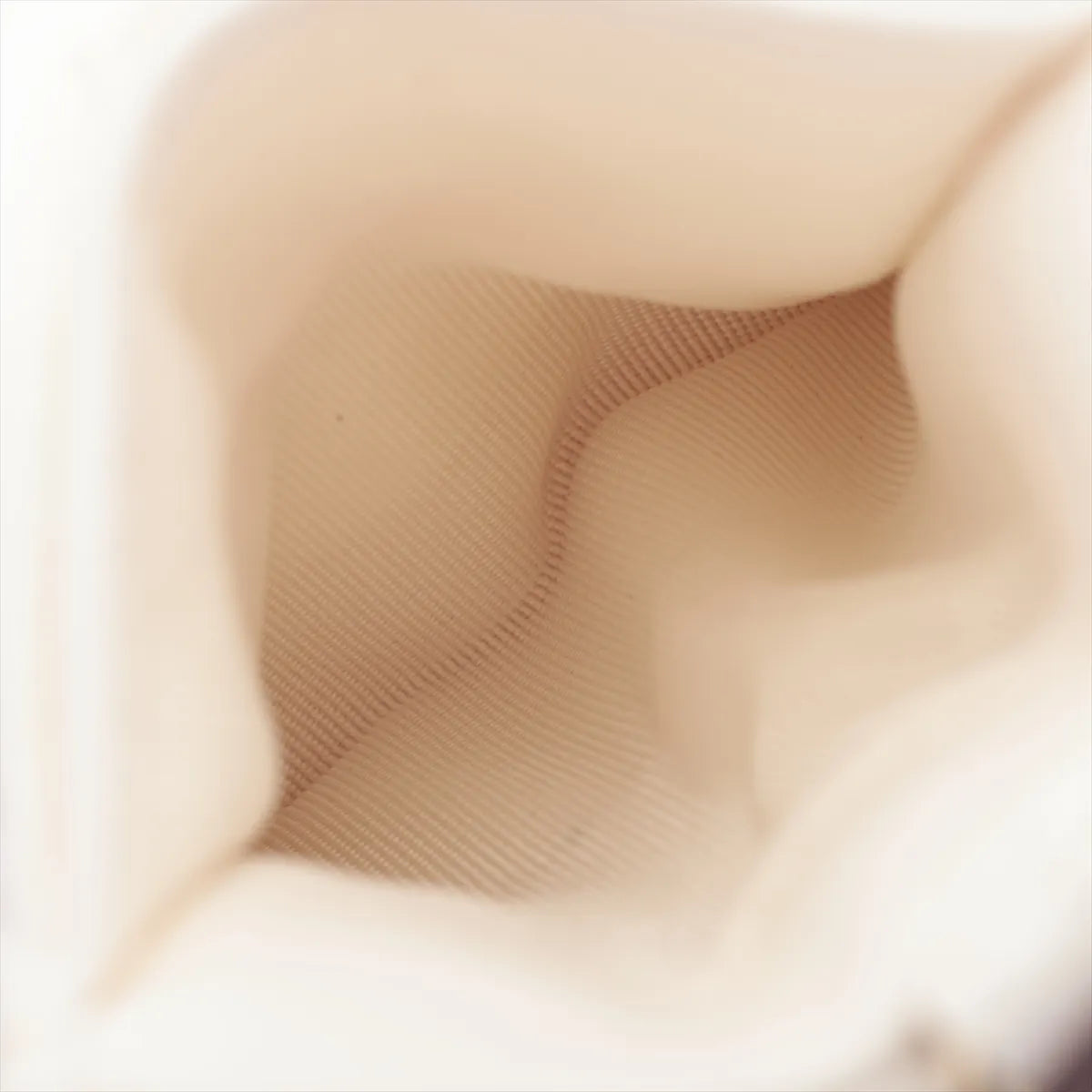 Chanel CC Logo Matelasse Lambskin Camellia Chain Card Case White