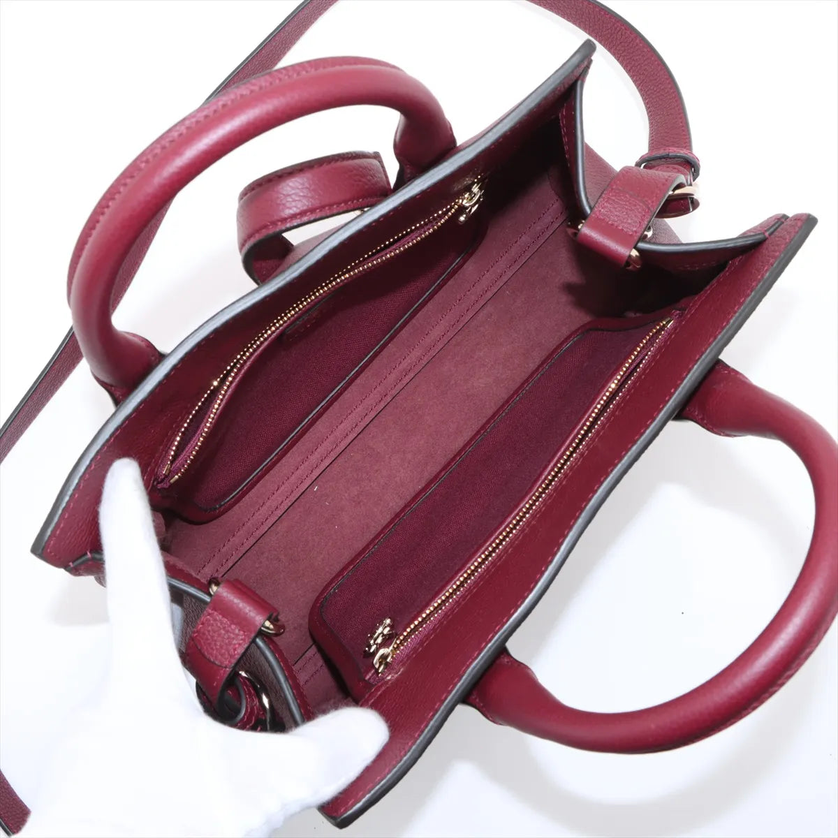 Gucci Hook-closure Medium Leather Two-Way Handbag Bordeaux