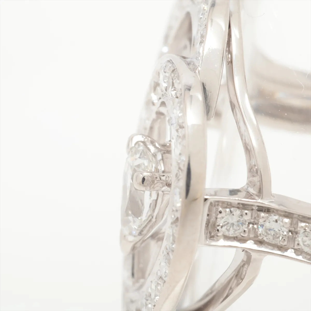 Boucheron Ava Diamond Ring White Gold