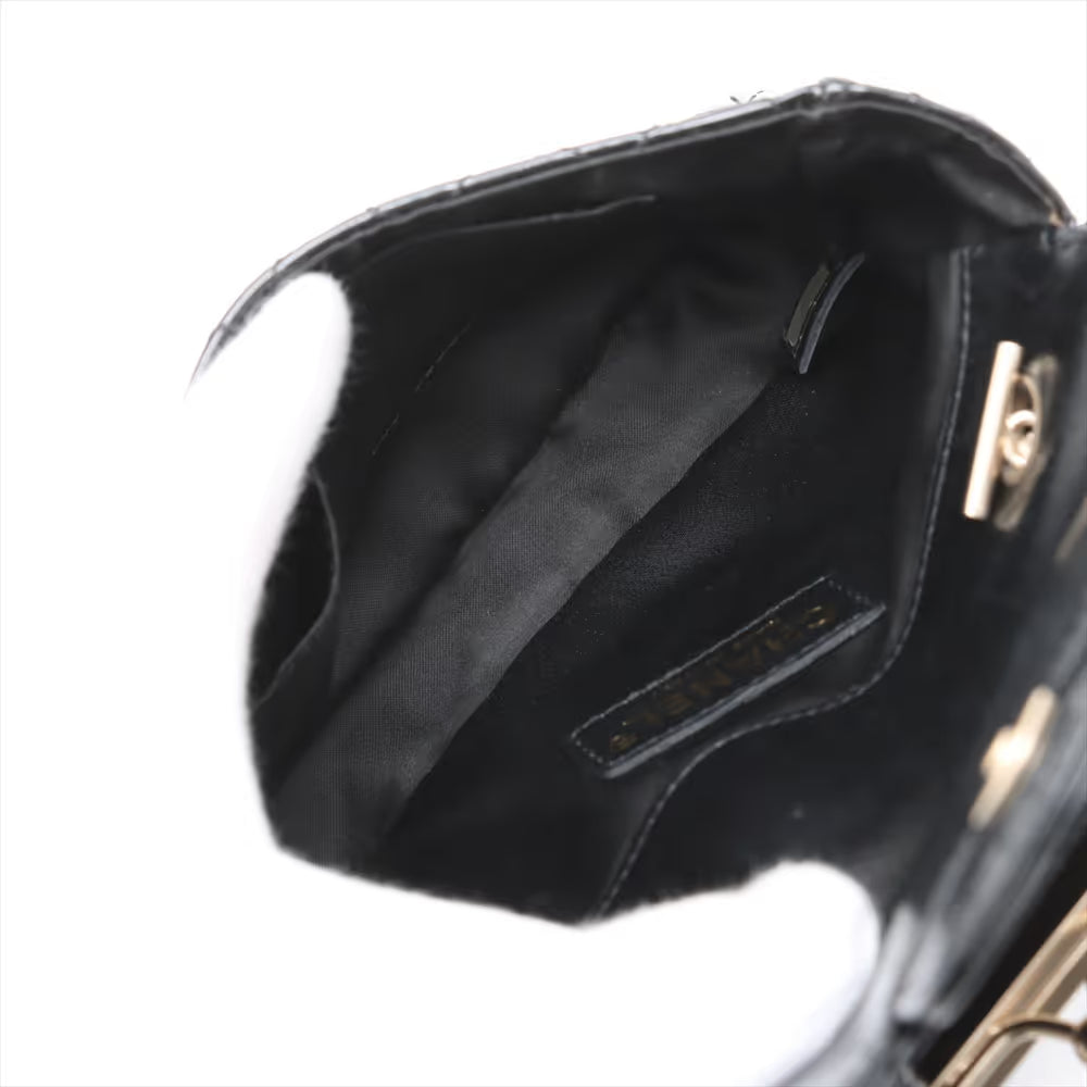 Chanel CC Logo Matelasse Patent Leather Cotton Chain Gamaguchi Shoulder Bag Black