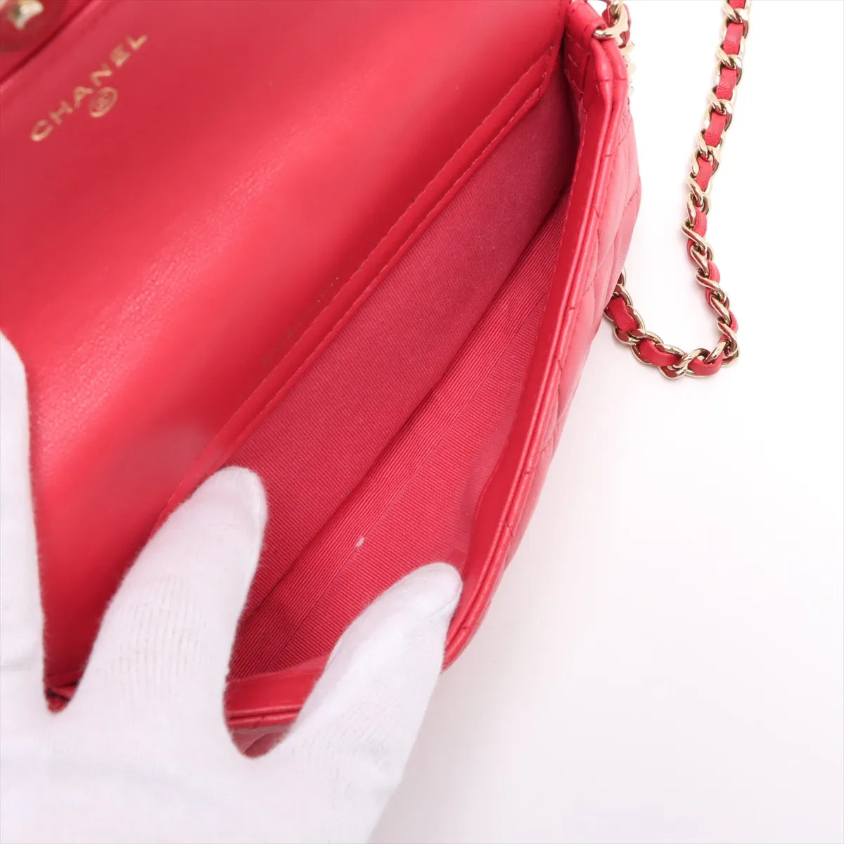 Chanel CC Logo Matelasse Lambskin Wallet on Chain Red