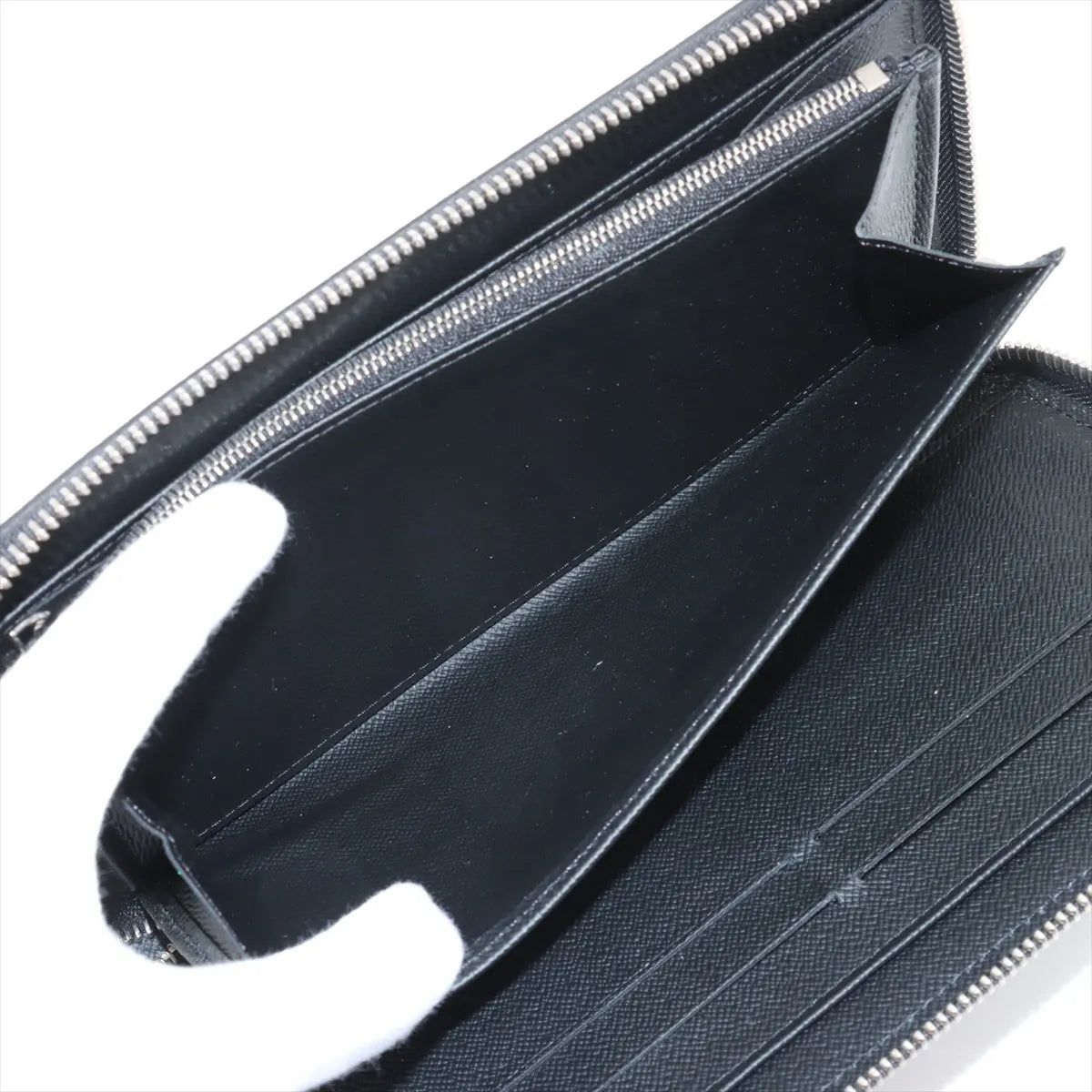 Louis Vuitton Taiga Zippy Organiser Long Wallet