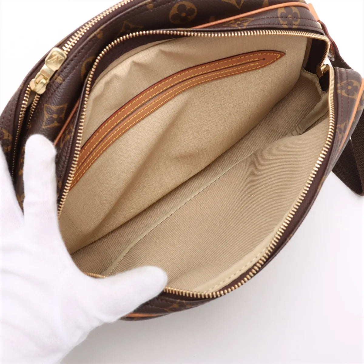 Louis Vuitton Monogram Reporter PM