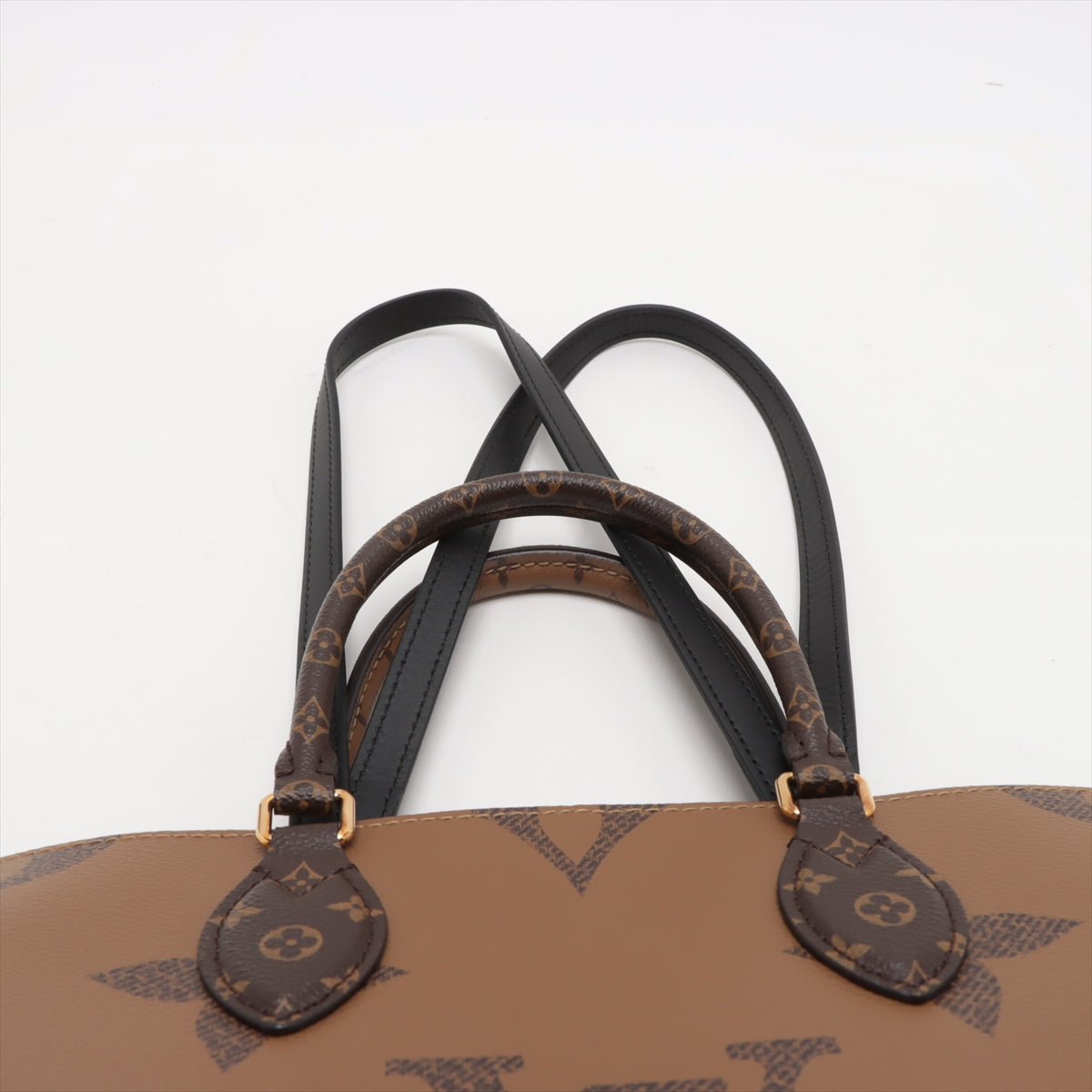 Louis Vuitton Monogram Giant Reverse On the Go MM * PREORDER *