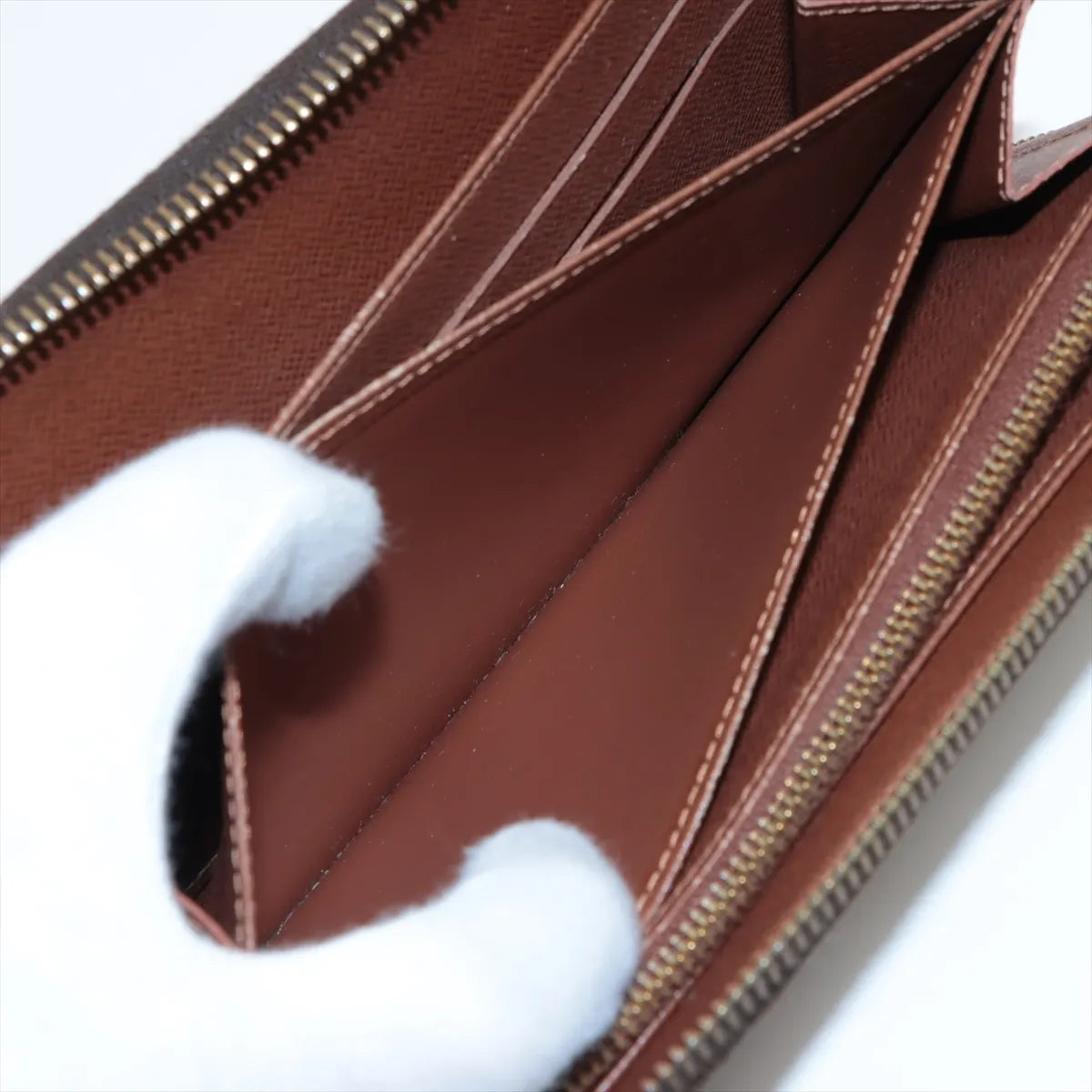 Louis Vuitton Monogram Zippy Wallet