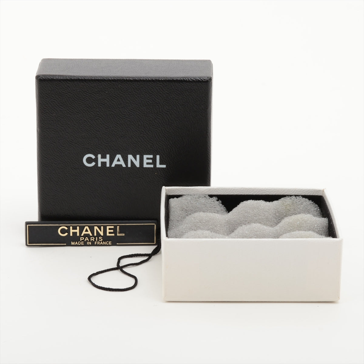 Chanel CC Logo Rhinestone Enamel Clip-on Earring