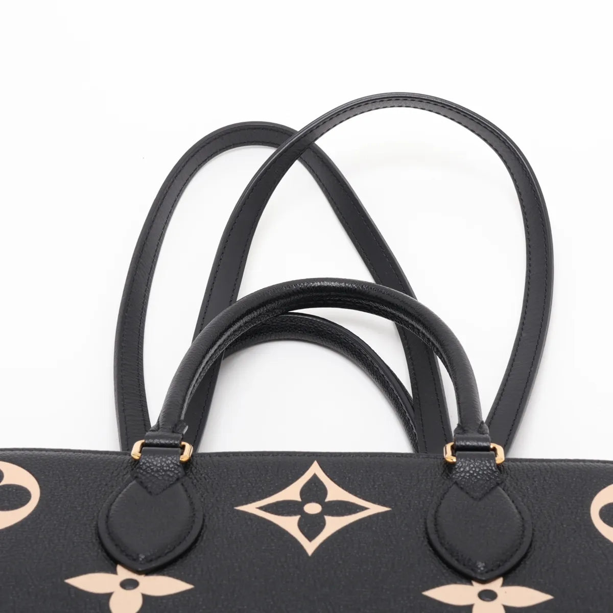 Louis Vuitton Monogram Empreinte On the Go MM Black x Creme