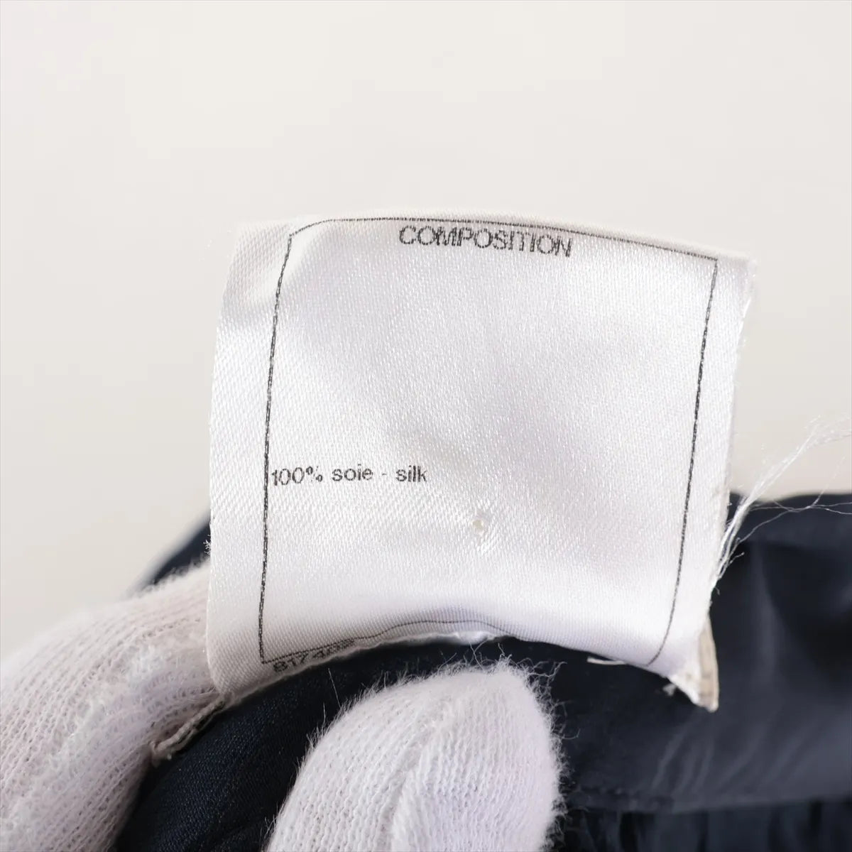 Chanel Flower Cut-out Silk Short Pants Navy Blue