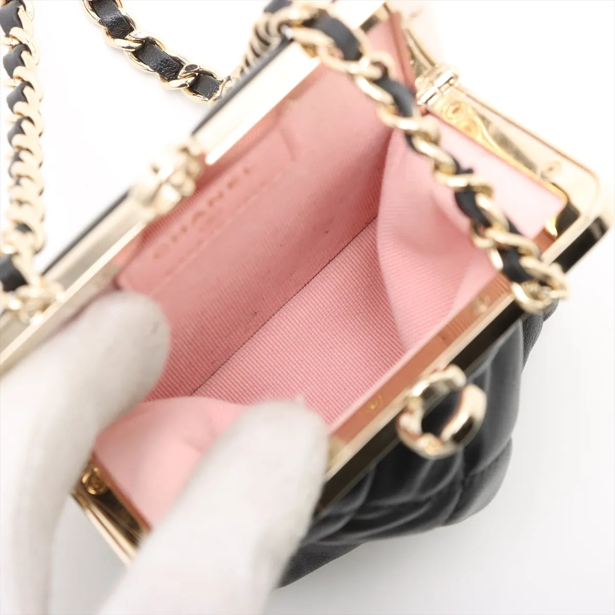 Chanel CC Logo Kisslock Matelasse Lambskin Chain Shoulder Bag Black