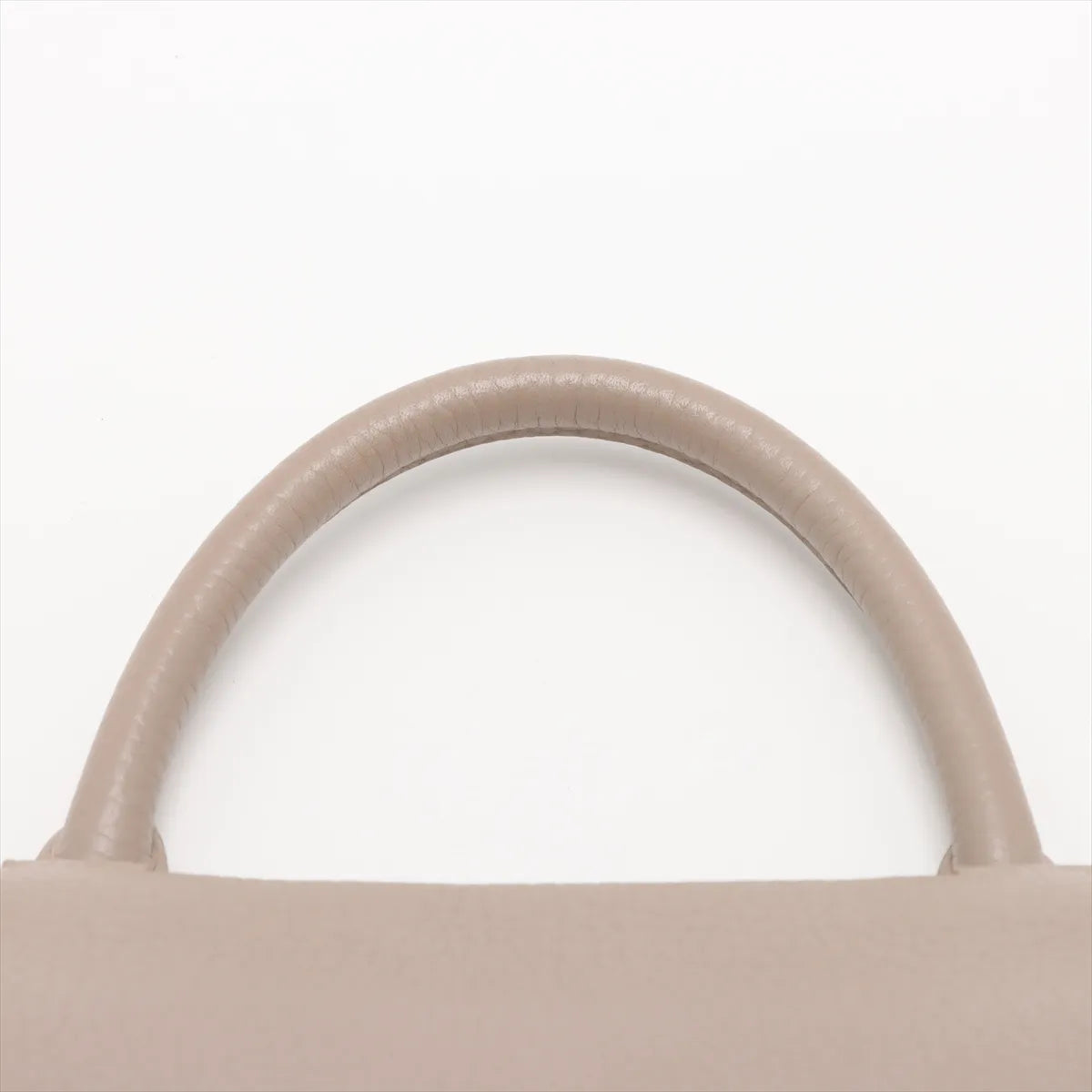 Louis Vuitton Taurillon Volta Beige
