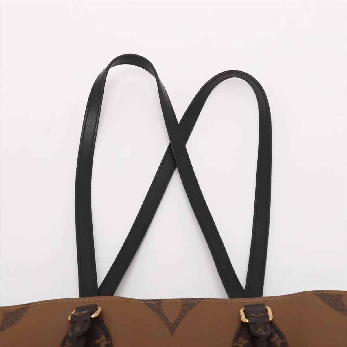Louis Vuitton Giant Monogram Reverse On The Go MM