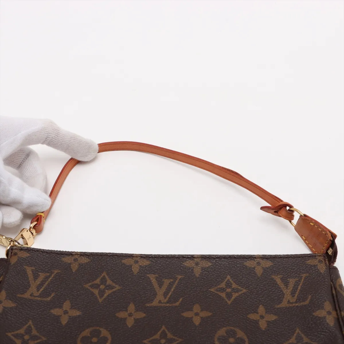Louis Vuitton Monogram Pochette Accessoires
