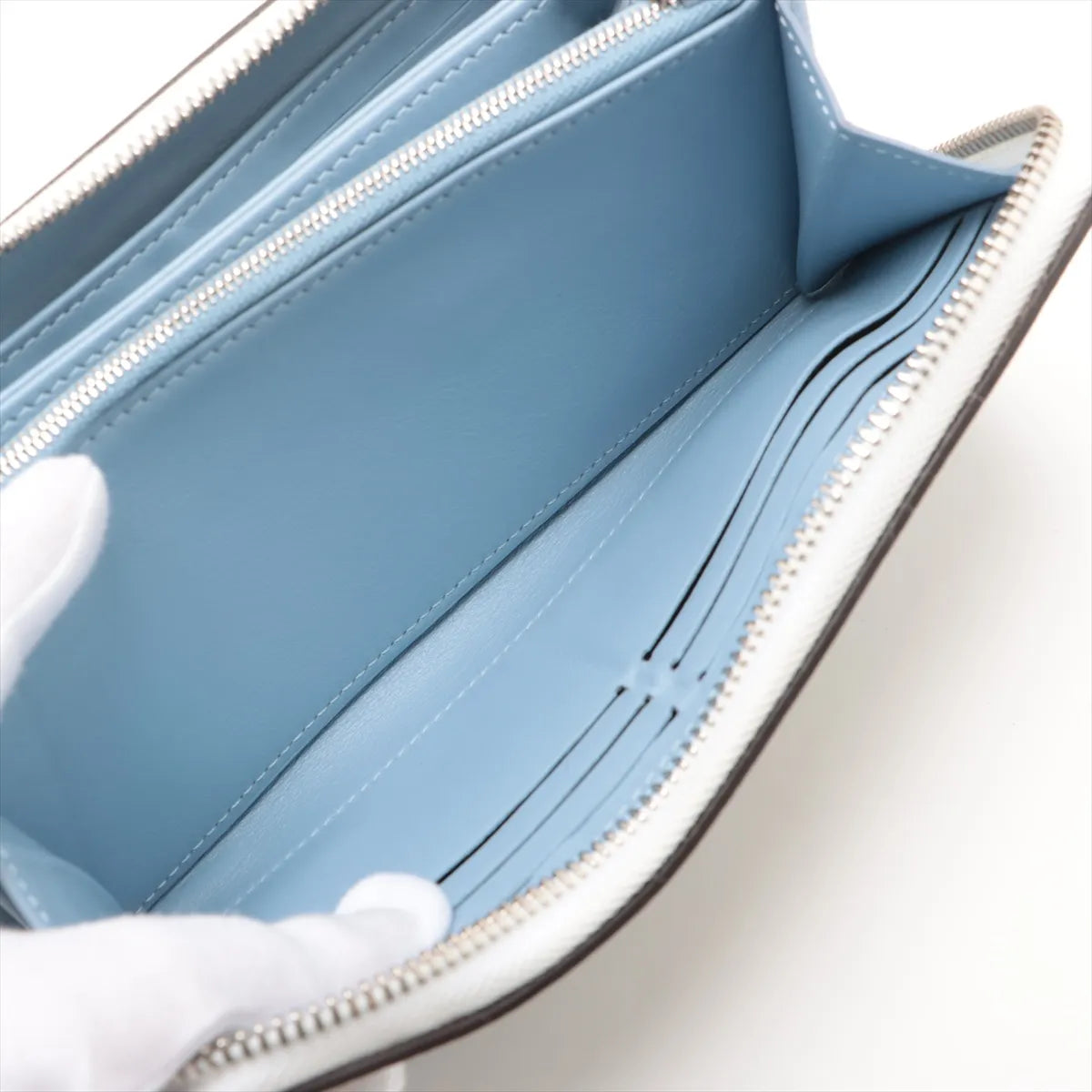 Louis Vuitton Monogram Mahina Zippy Wallet Gradient Blue