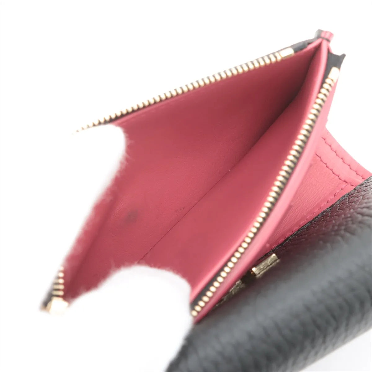 Louis Vuitton Taurillon Capucines Compact Wallet Noir × Hot Pink