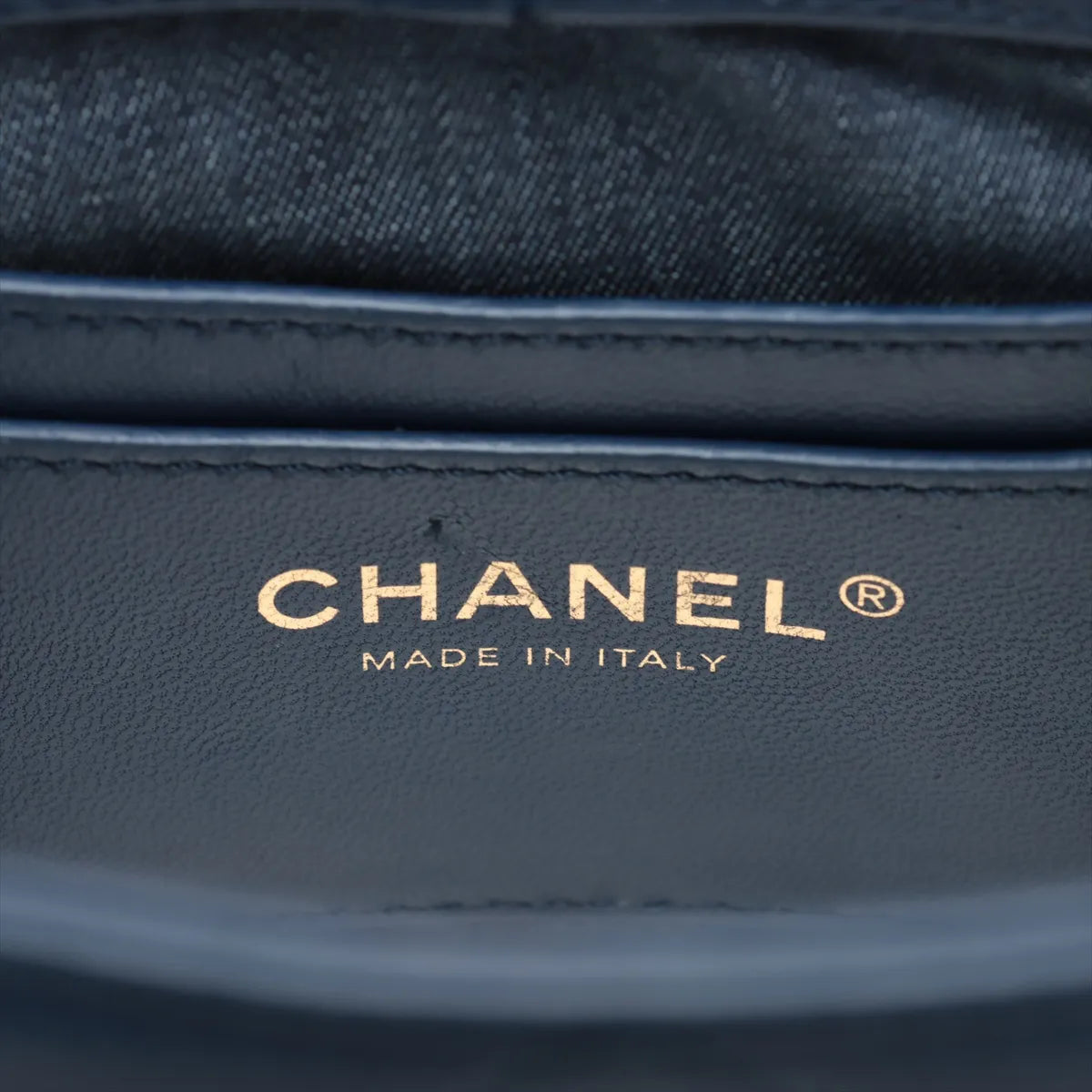 Chanel CC Logo Matelasse Lambskin Chain Shoulder Bag Navy Blue