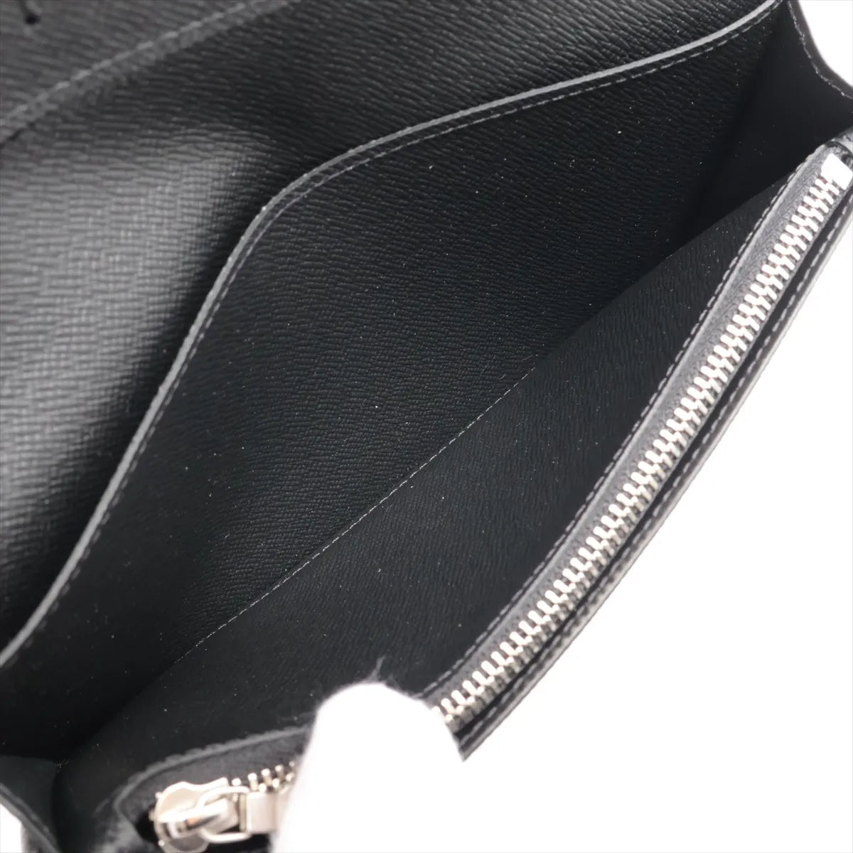 Louis Vuitton Taiga Brazza Long Wallet Black
