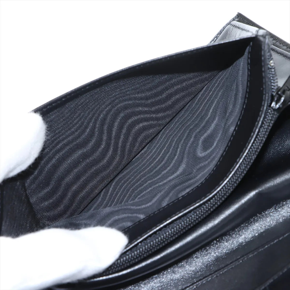 Chanel CC Logo Patent Leather Long Wallet Black