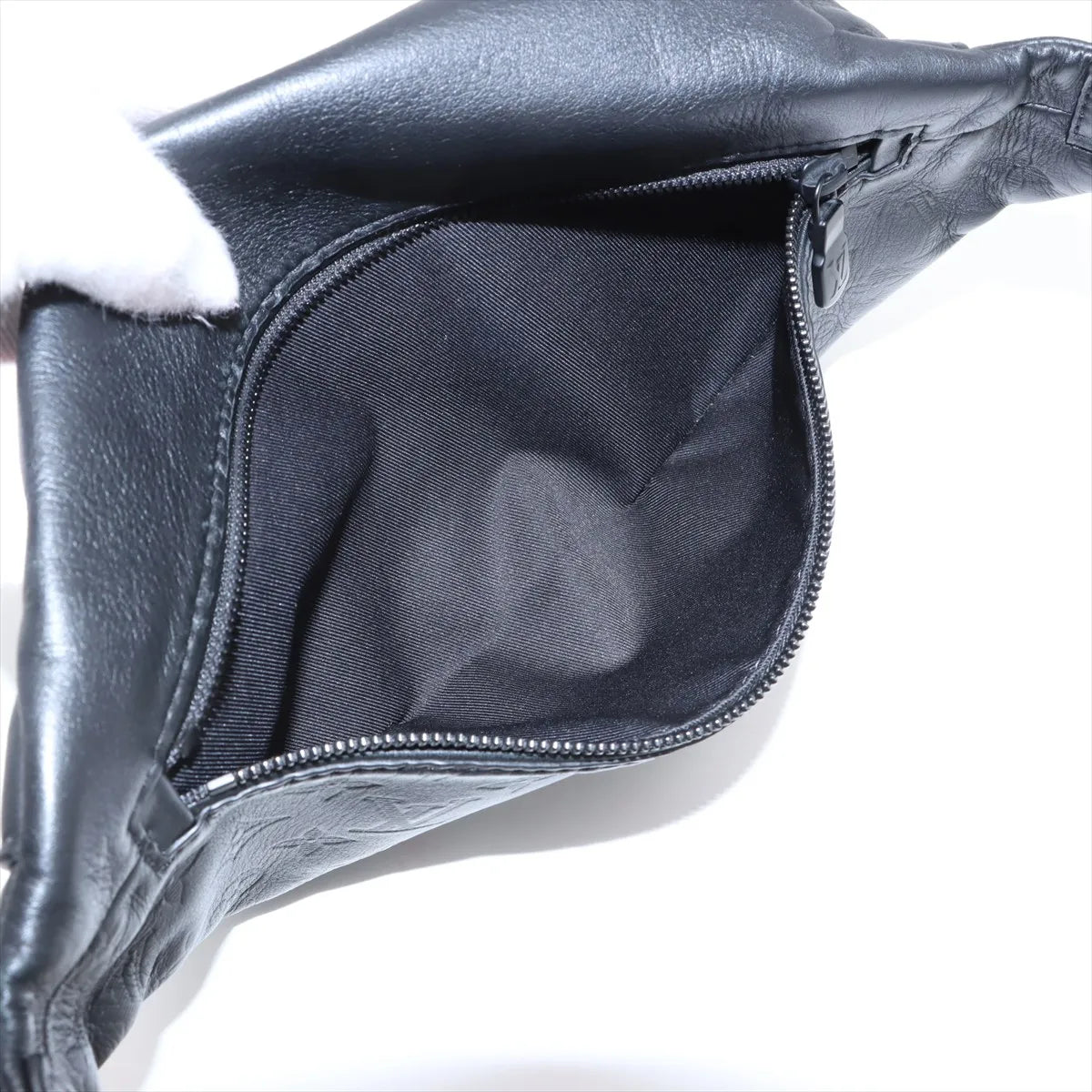 Louis Vuitton Monogram Shadow Discovery Bum Back PM