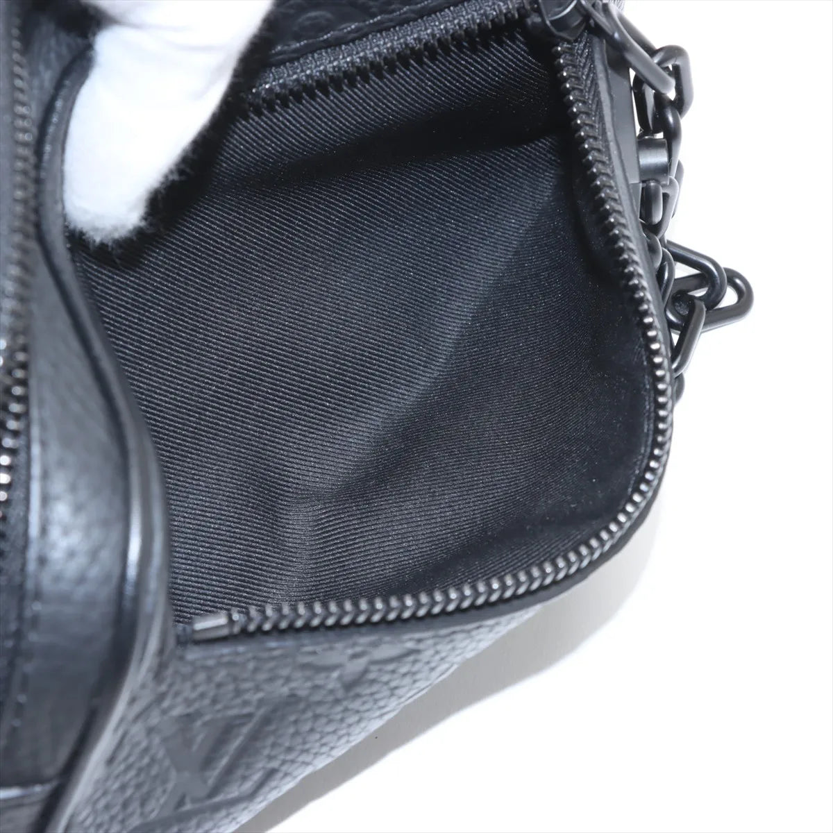 Louis Vuitton Monogram Taurillon Pochette Volga Black