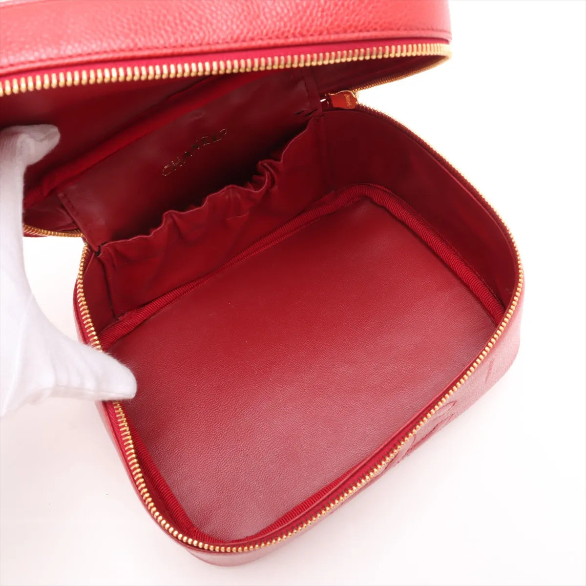 Chanel CC Logo Caviar Skin Vanity Bag Red