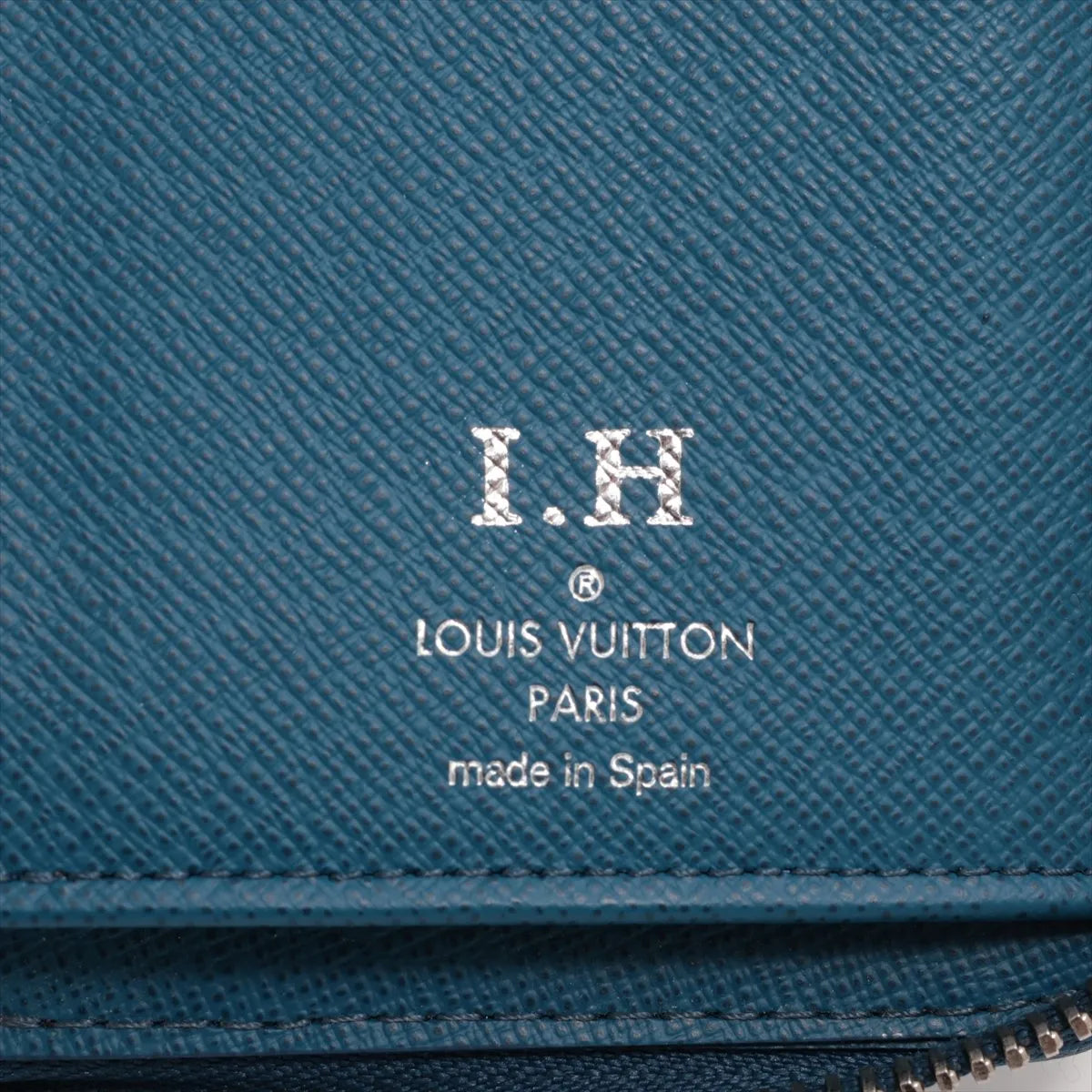 Louis Vuitton Epi Vertical Zippy Wallet Blue